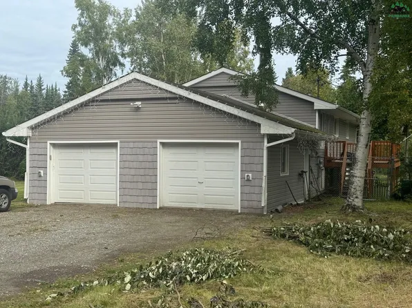 1715 Roberts Rd, Fairbanks, AK 99709