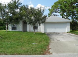 979 Hutchins St SE, Palm Bay, FL 32909
