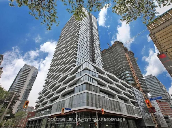 85 Wood St, Toronto, ON