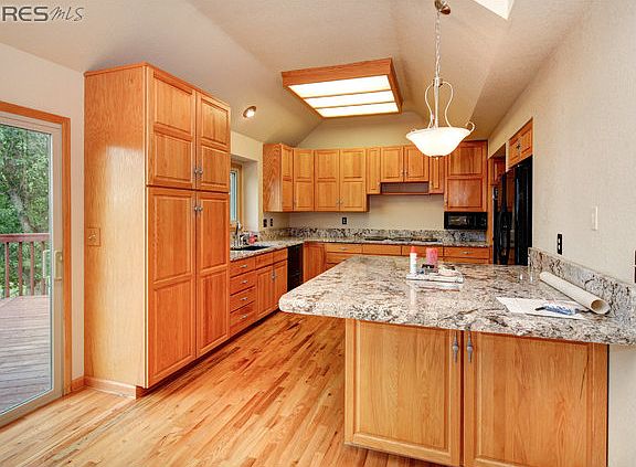 5th image of 8960 Llama Ln