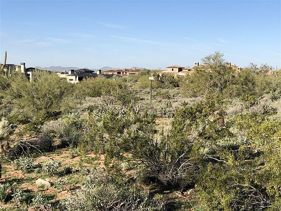3rd image of 10150 E Hualapai Dr