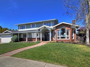 232 Sandringham Dr N, Moraga, CA 94556