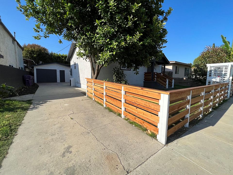 1st image of 2115 W 29th St #1/2