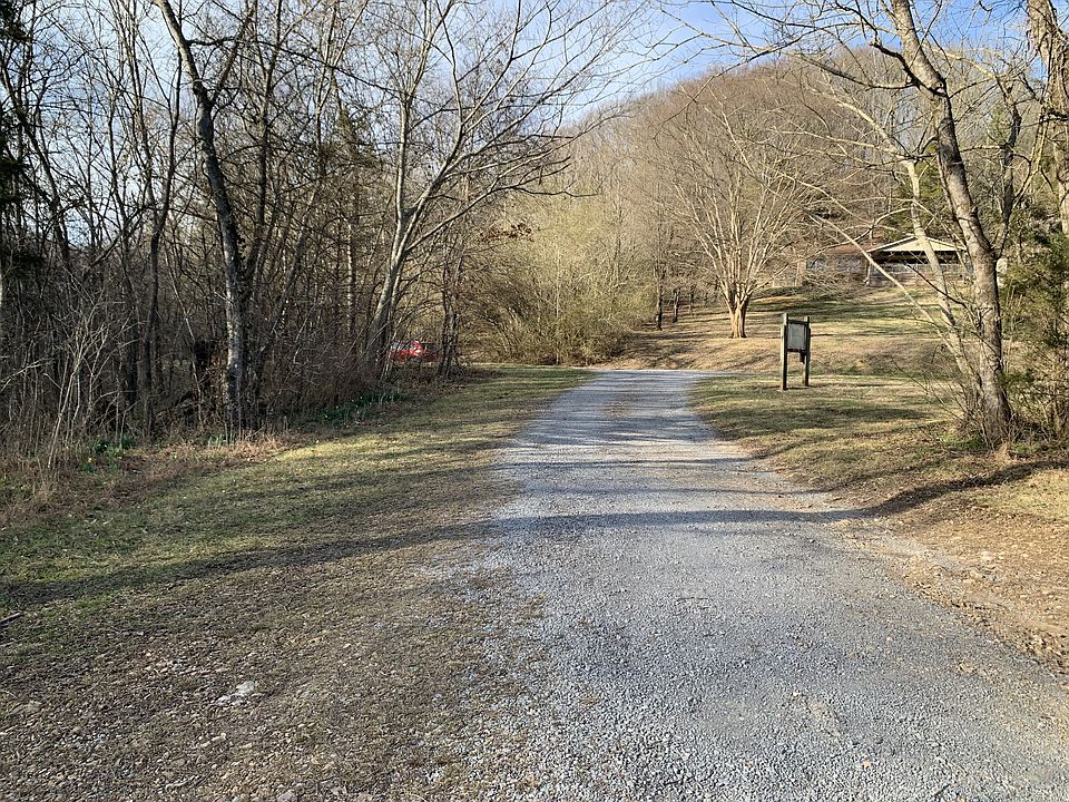 2nd image of 0 Roberts Ridge Rd