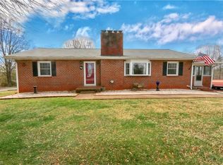 142 Shamrock Blvd, Elkin, NC 28621