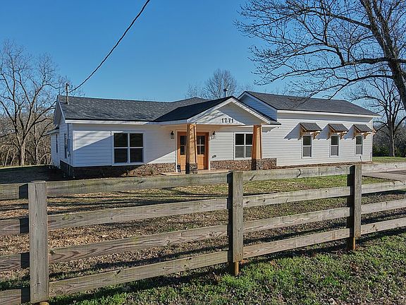 3rd image of 1771 Logtown Rd