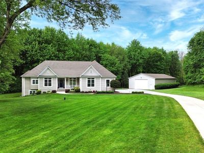 11101 Washington St, Chagrin Falls, OH, 44023