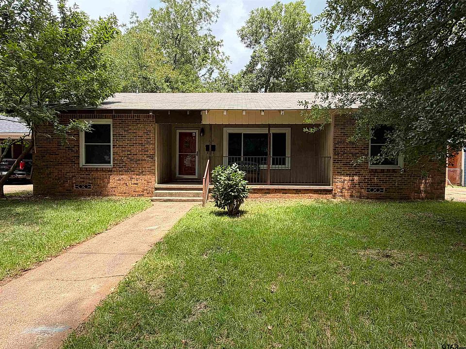 1st image of 726 Nacogdoches St
