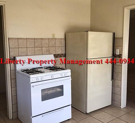 4th image of 3235 E Clinton Ave