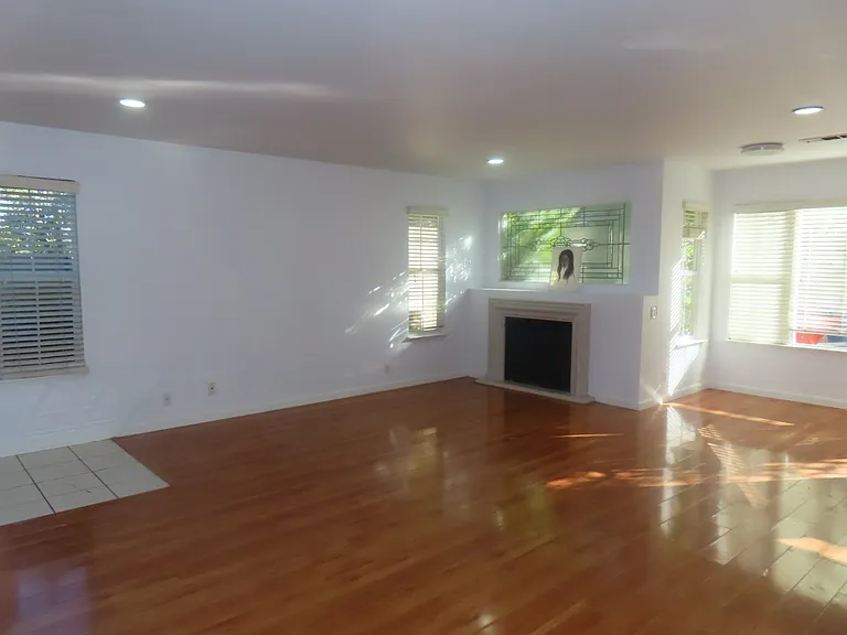 448 Regal Lily Ln — Photo 2