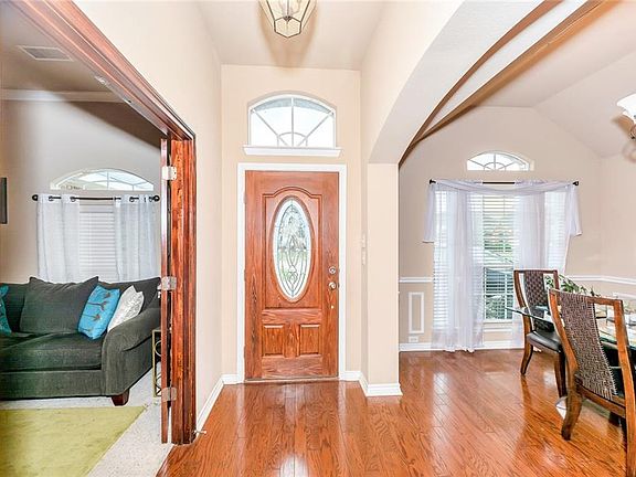 4th image of 1825 Highmeadow St