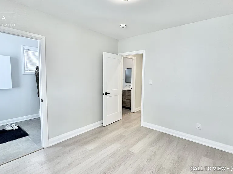 124 Church St #A — Photo 22