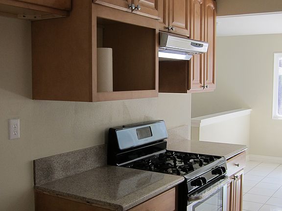 3rd image of 12533 Lemming St