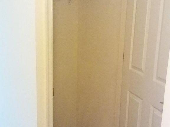 Hallway/Coat Closet