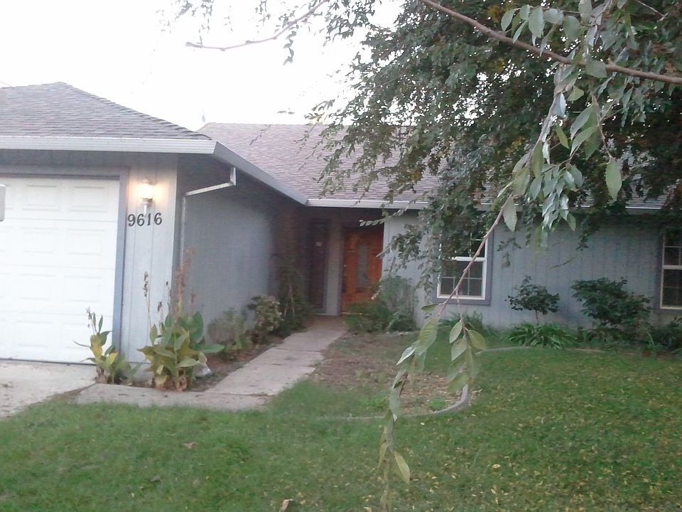 1st image of 9616 Knight Ln