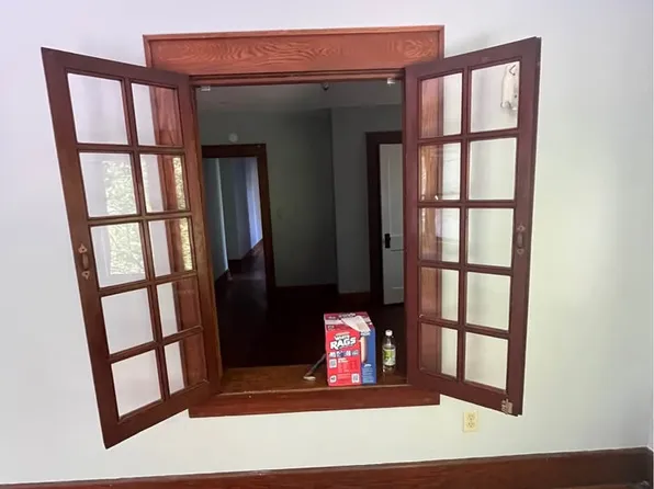 728 Dorsey Ave APT 3, Morgantown, WV 26501