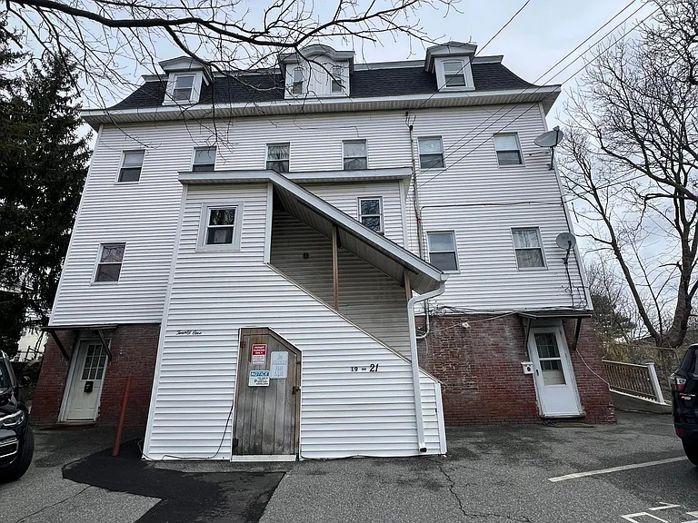21 Flint St #19C — Photo 1