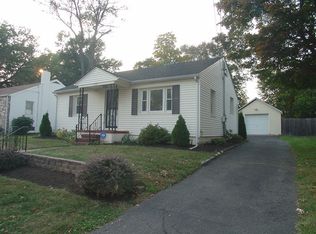 1725 6th St, Ewing, NJ 08638