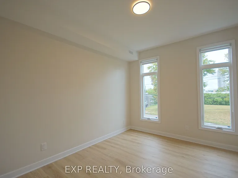1353 Gosset St — Photo 6