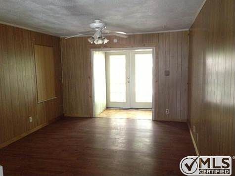 5th image of 3332 Half Moon Dr