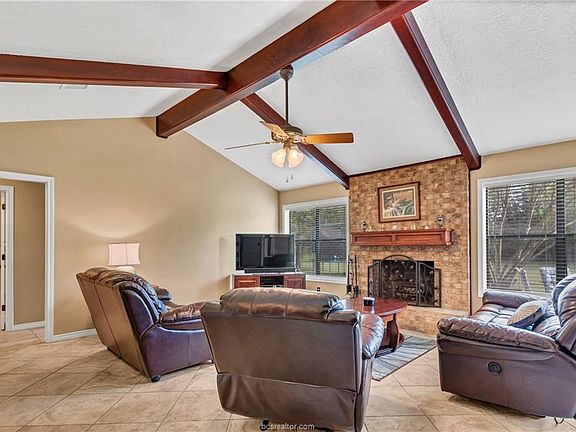 3rd image of 2602 Spicewood Ct