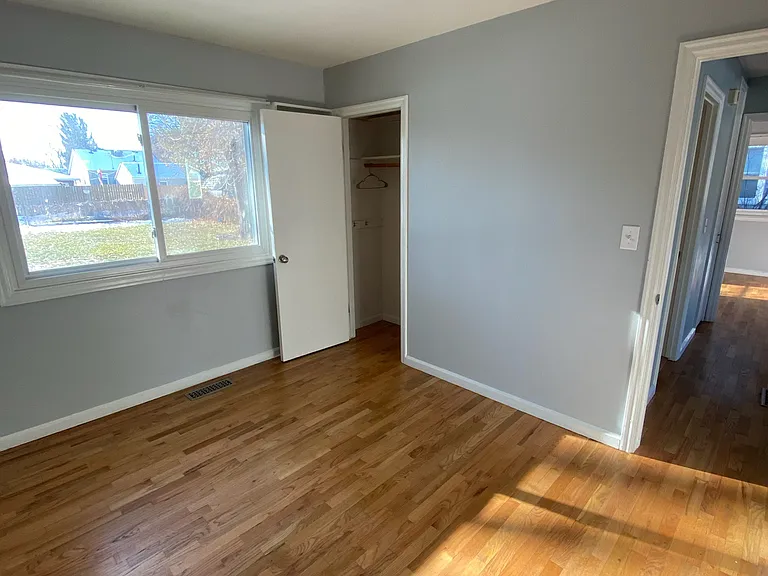 1138 Avenue D — Photo 24