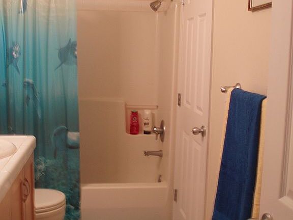 52004 jack & jill bath