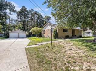 5969 Belmont Ave NE, Belmont, MI 49306