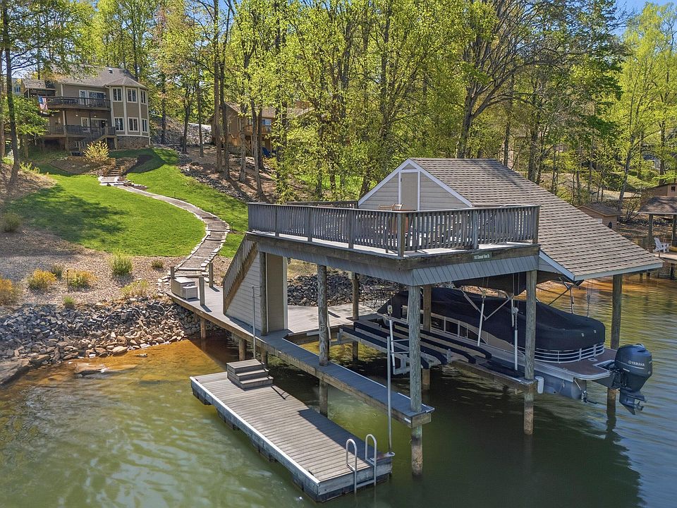 1st image of 145 Channelview Dr