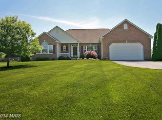 2892 Pappy Dr, Hampstead, MD 21074