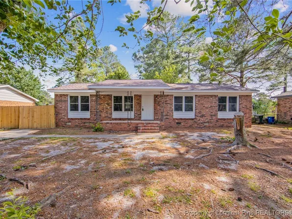 6313 Belle Terre Ct, Fayetteville, NC 28304