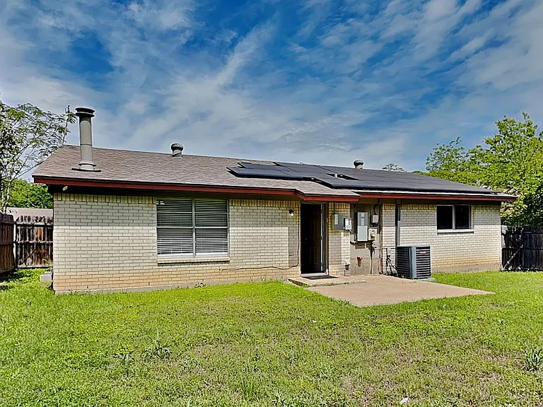 701 Admiralty Way — Photo 18