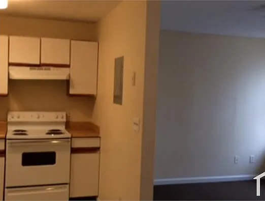 2 bed, 1000 sqft, $999 — Photo 1
