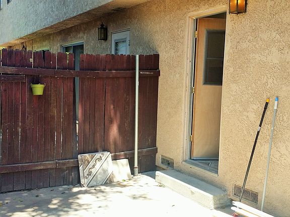 5th image of 17111 Roscoe Blvd Unit 5