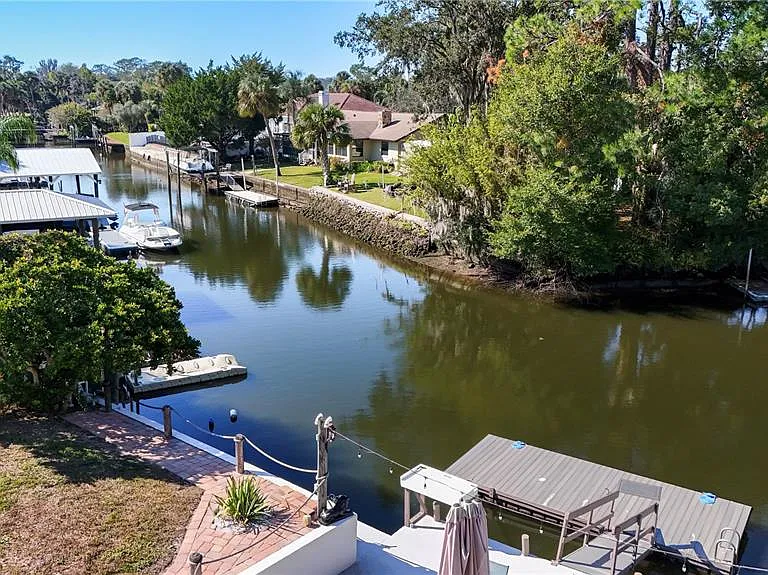 1542 SE Pinwheel Dr — Photo 6