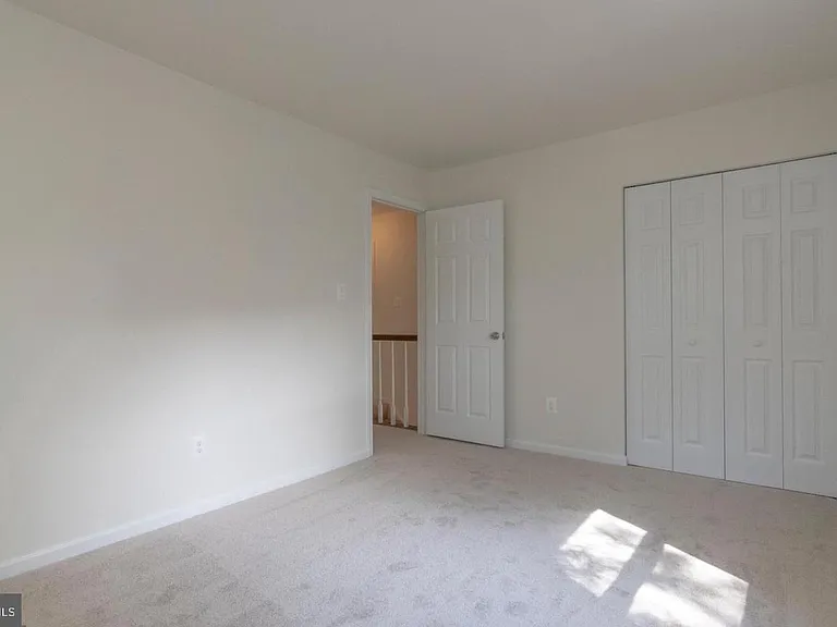 6120 Old Brentford Ct — Photo 20