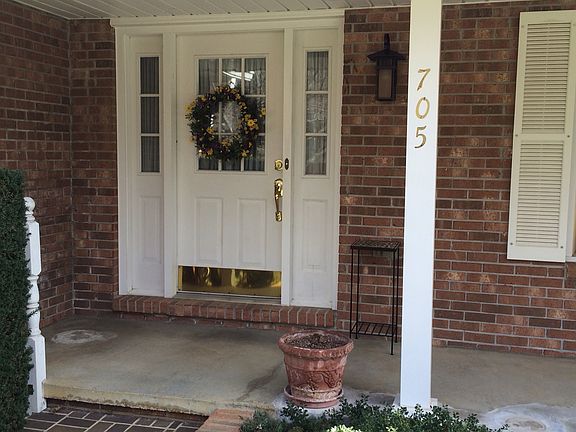 2nd image of 705 Willmar St