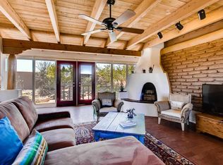 8 Domingo Rd, Santa Fe, NM 87508