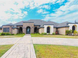 1600 Serendipity Dr, Palmhurst, TX 78573