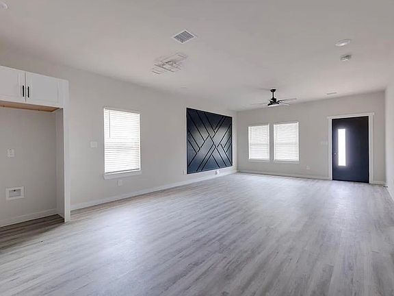 5th image of 116 Bowie St