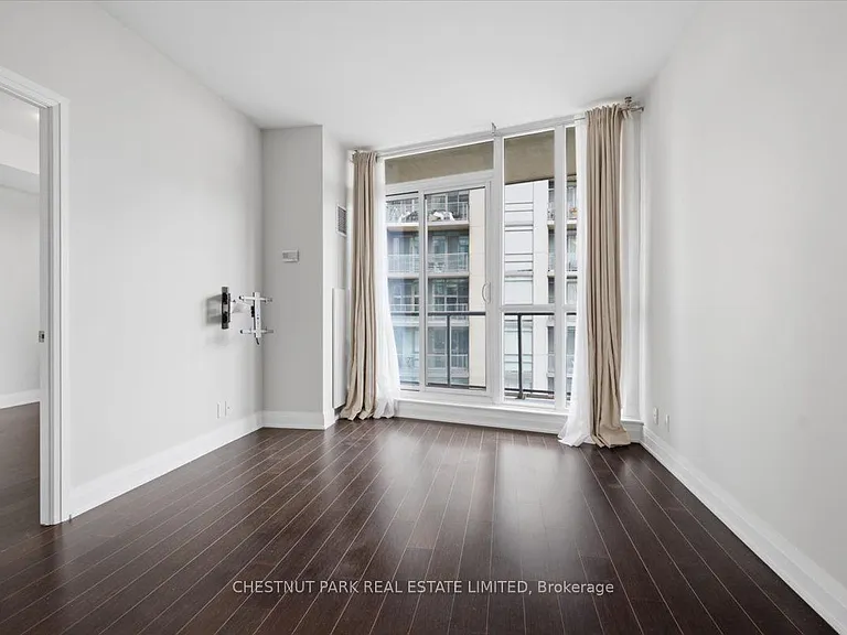 530 Saint Clair Ave W #1706 — Photo 7