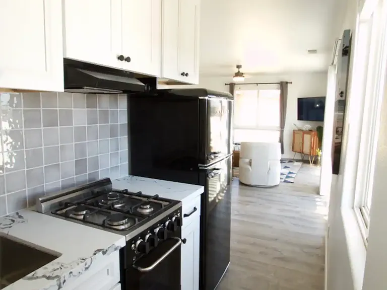 2306 Chalcedony St — Photo 35