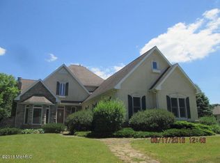 29575 Heritage Ln, Paw Paw, MI 49079