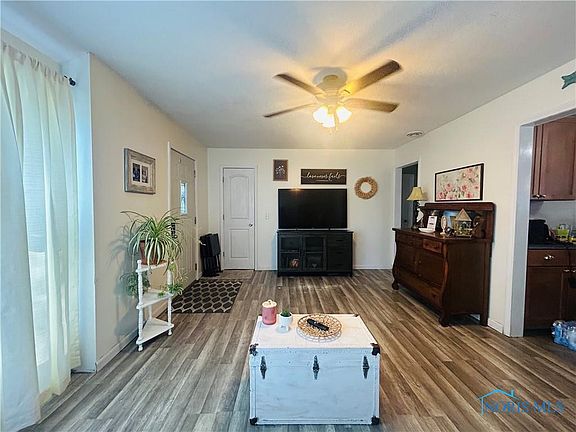 2nd image of 1020 Fremont Ave
