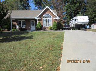 65 Red Foxx Ct, Telford, TN 37690