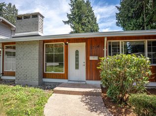 9714 131st St, Surrey, BC V3T3P3