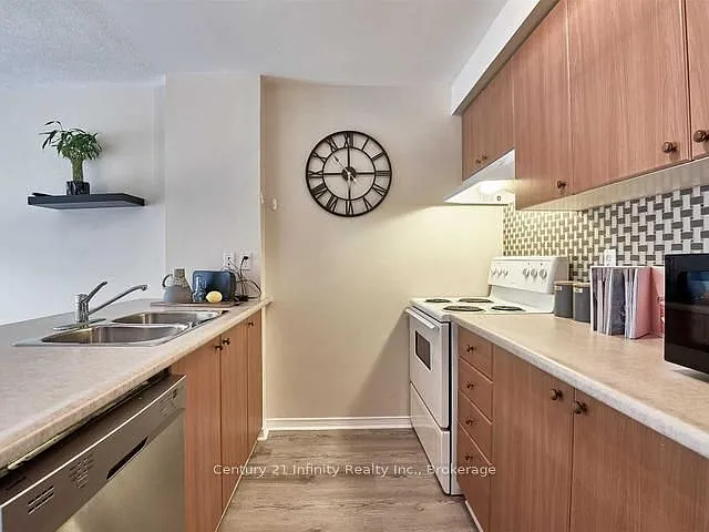 91 Aspen Springs Dr #103 — Photo 8