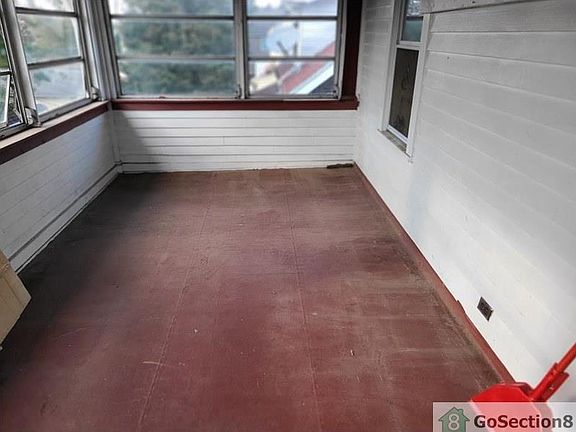 3rd image of 4868 E 85th St