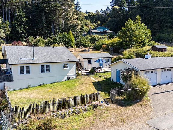 3rd image of 44700 Jackson Street
