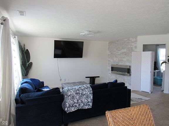 5th image of 4907 Dunlin Dr